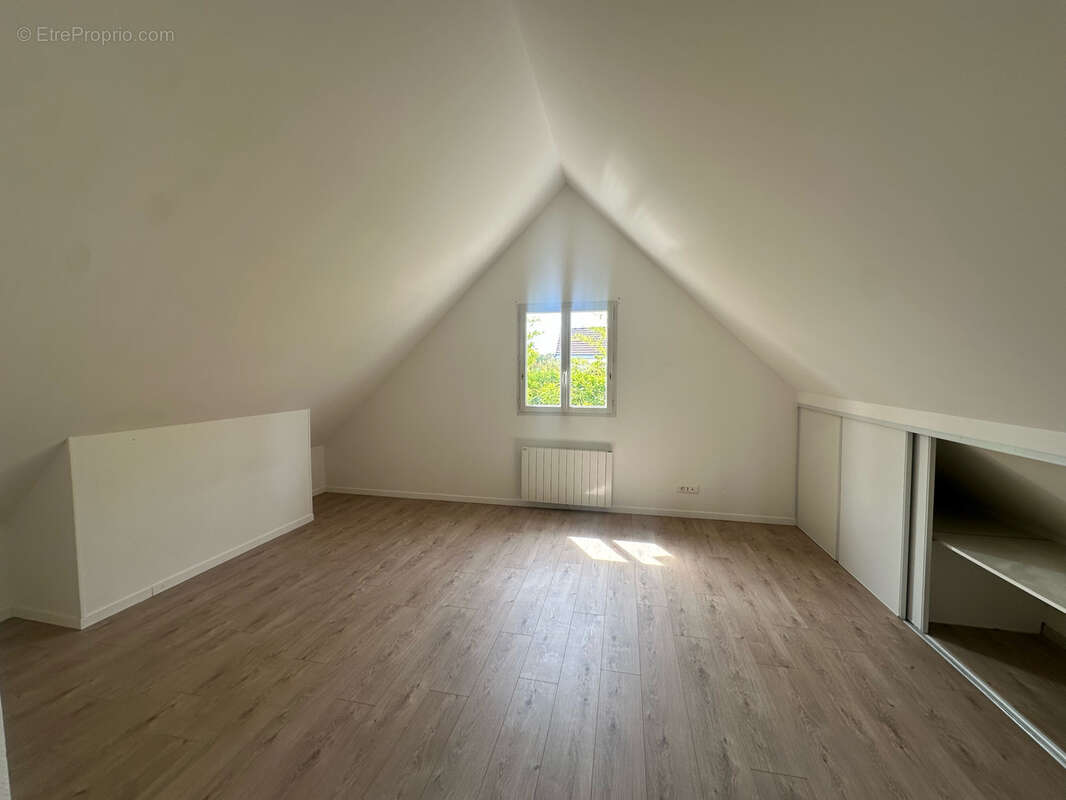 Maison avec fort potentiel à 2 pas du centre ville - photo 8