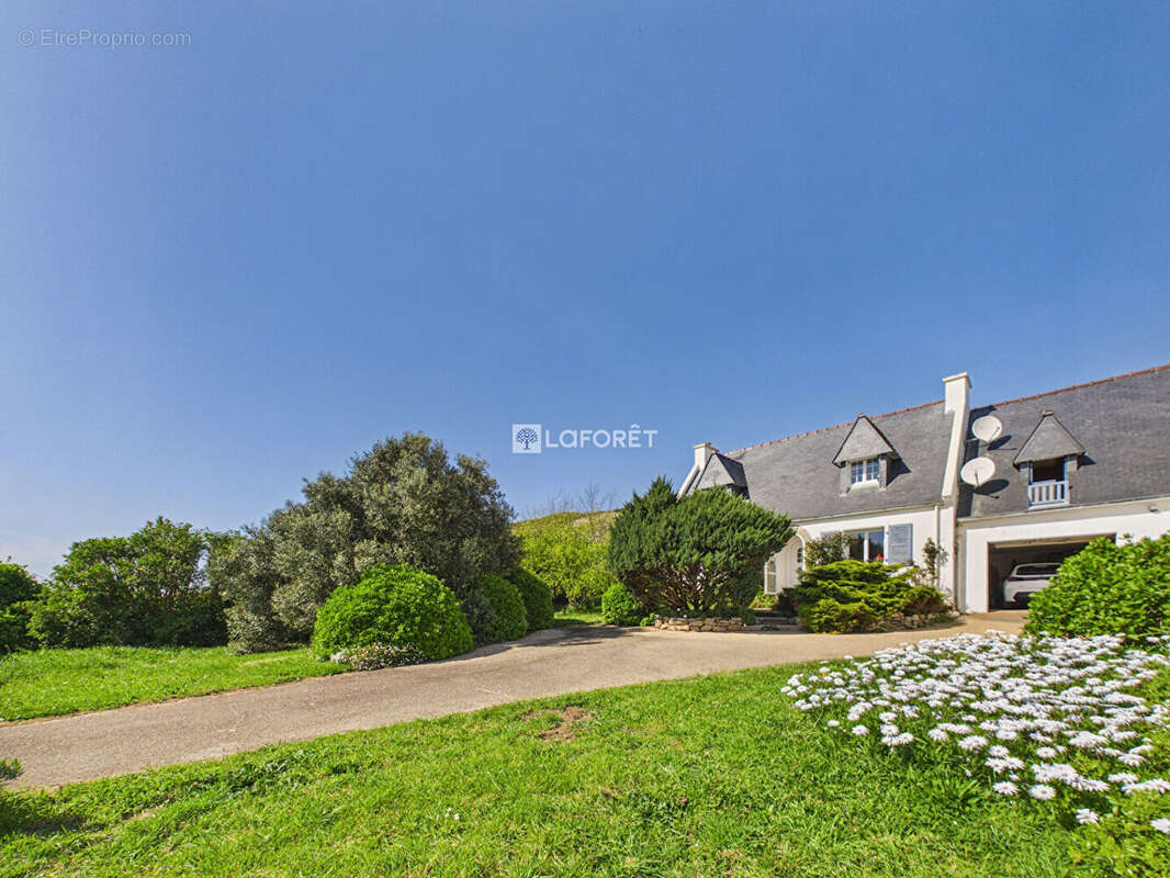 Maison à CLEDEN-CAP-SIZUN