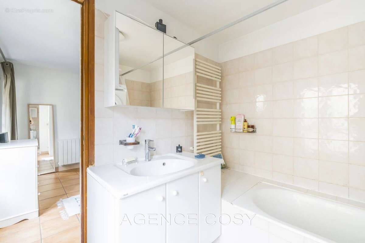 Appartement à VERSAILLES