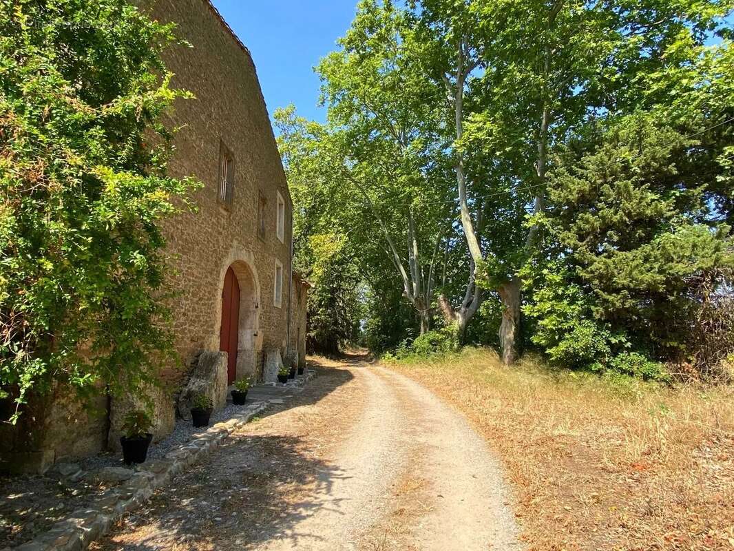 Domaine avec vignes et gîtes - photo 20