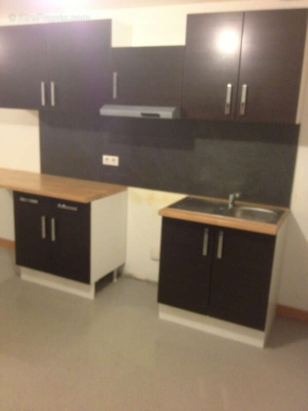 Maison à MONTAIGU-DE-QUERCY