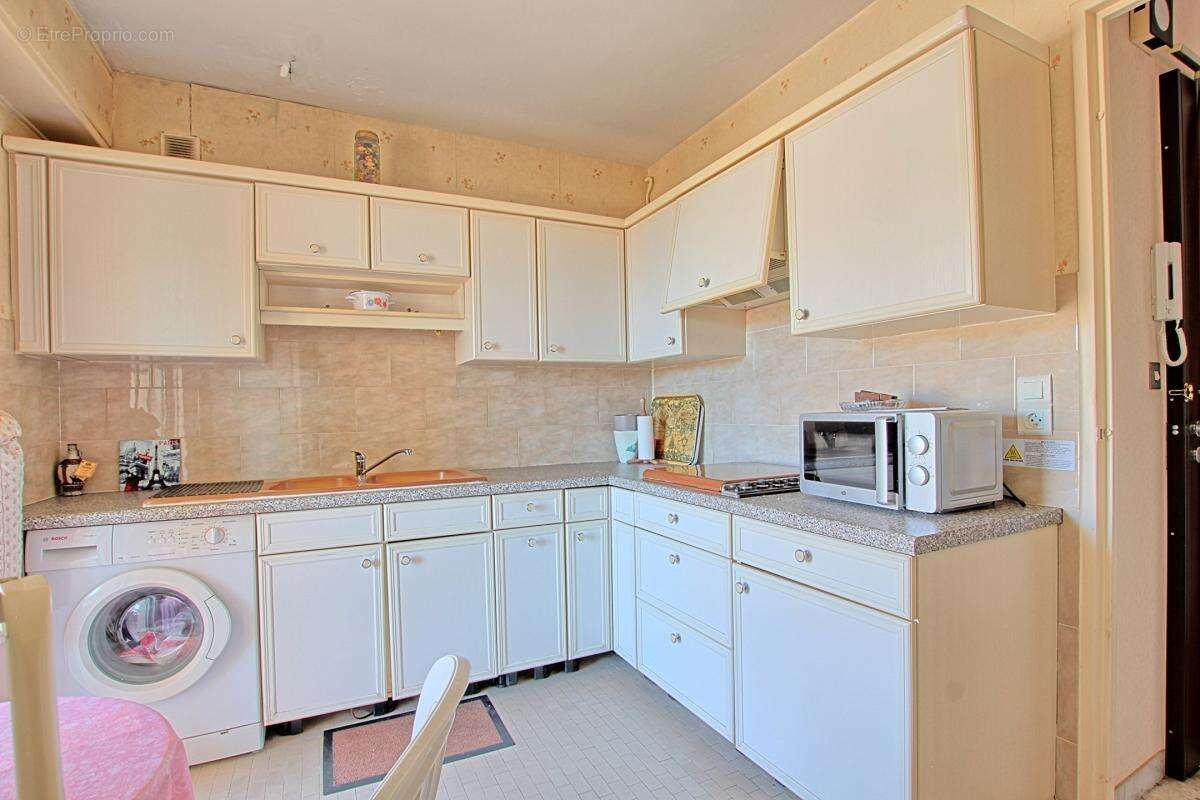 Appartement à LE CANNET