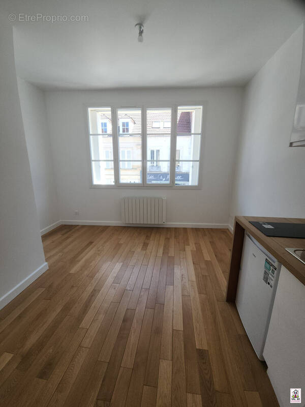 Appartement 17 m² à Clermont  - photo 1