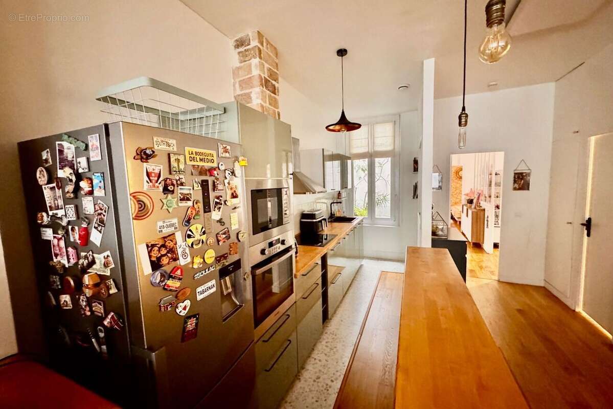 Appartement à PARIS-10E