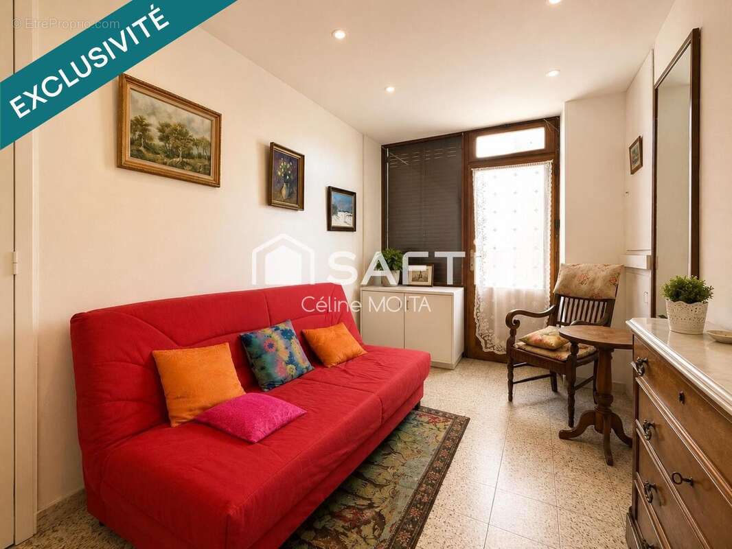 Maison 96 m² à Saint-Etienne-De-Saint-Geoirs  - photo 6