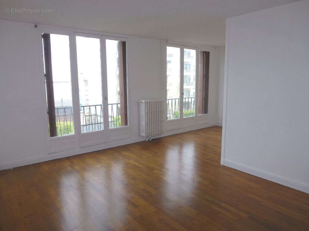 Appartement à NOGENT-SUR-MARNE