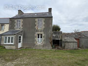 Maison à PLOUGUERNEAU