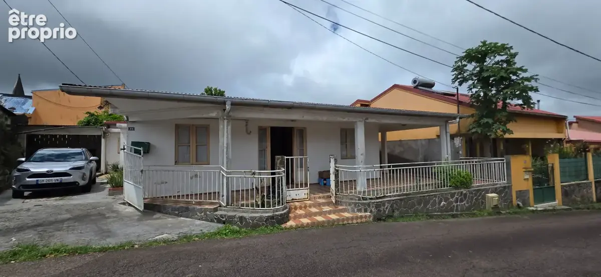 Maison Le Morne Rouge 6 pièce(s) 137 m2 - photo 1