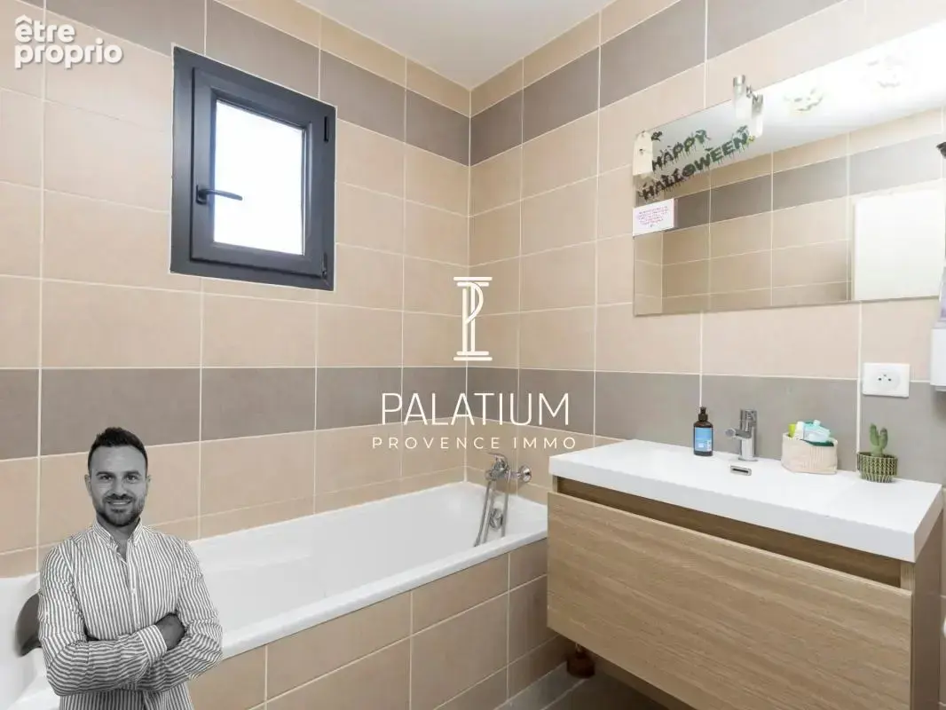 Villa plein pied 149m² - 4 chambres - Piscine - Terrain de 614m² - photo 6