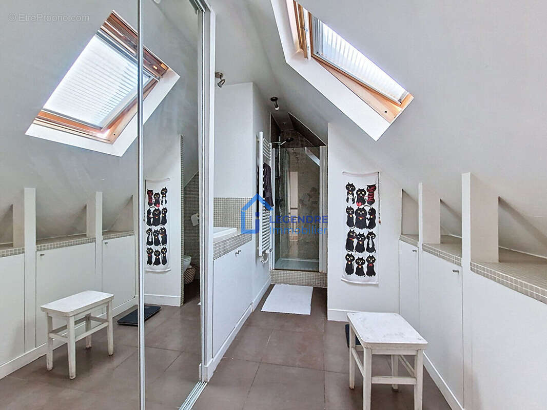 Maison à LA FRETTE-SUR-SEINE