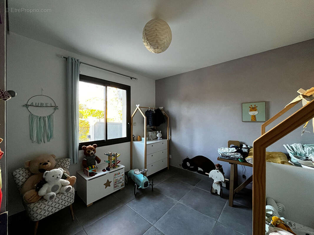 Maison à L&#039;ISLE-SUR-LA-SORGUE