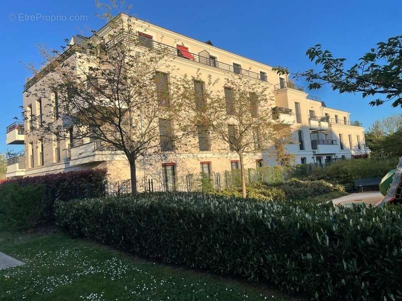 Appartement à SAINT-CYR-SUR-LOIRE