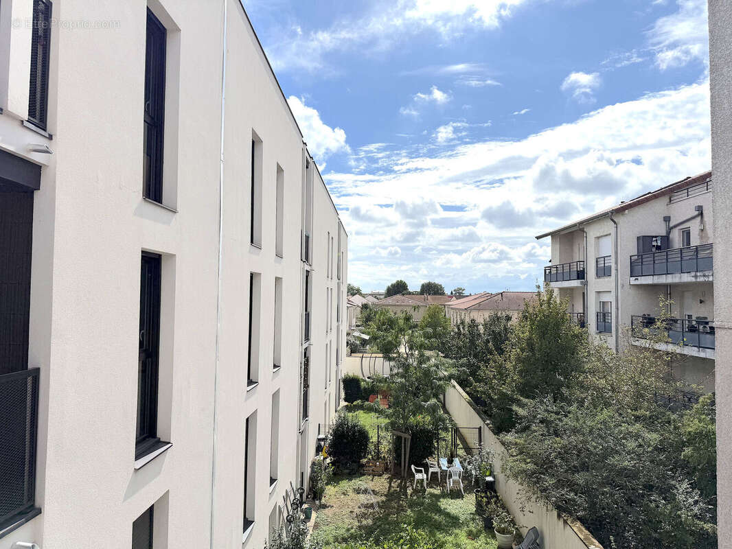 Photo 9 - Appartement à CHASSIEU