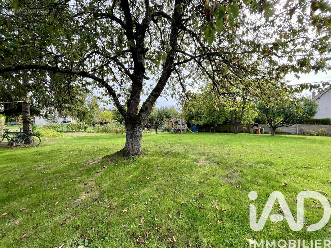 Photo 1 - Terrain à JOUE-LES-TOURS