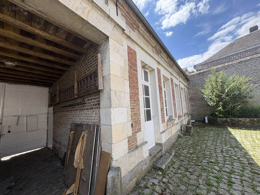 Maison à QUERRIEU