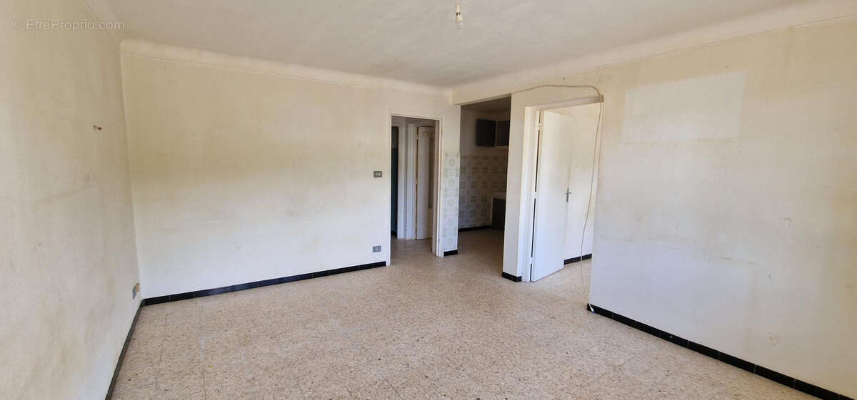Amelie les bains  à vendre   appartement t2 de 41,40 m2 situé en rez-de-chaussée - photo 4