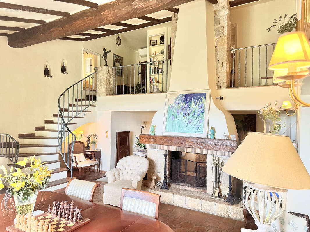 Maison à SPERACEDES