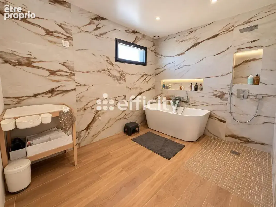 Maison 5 pièces 160 m² à vendre à Martigues (13500) - photo 17