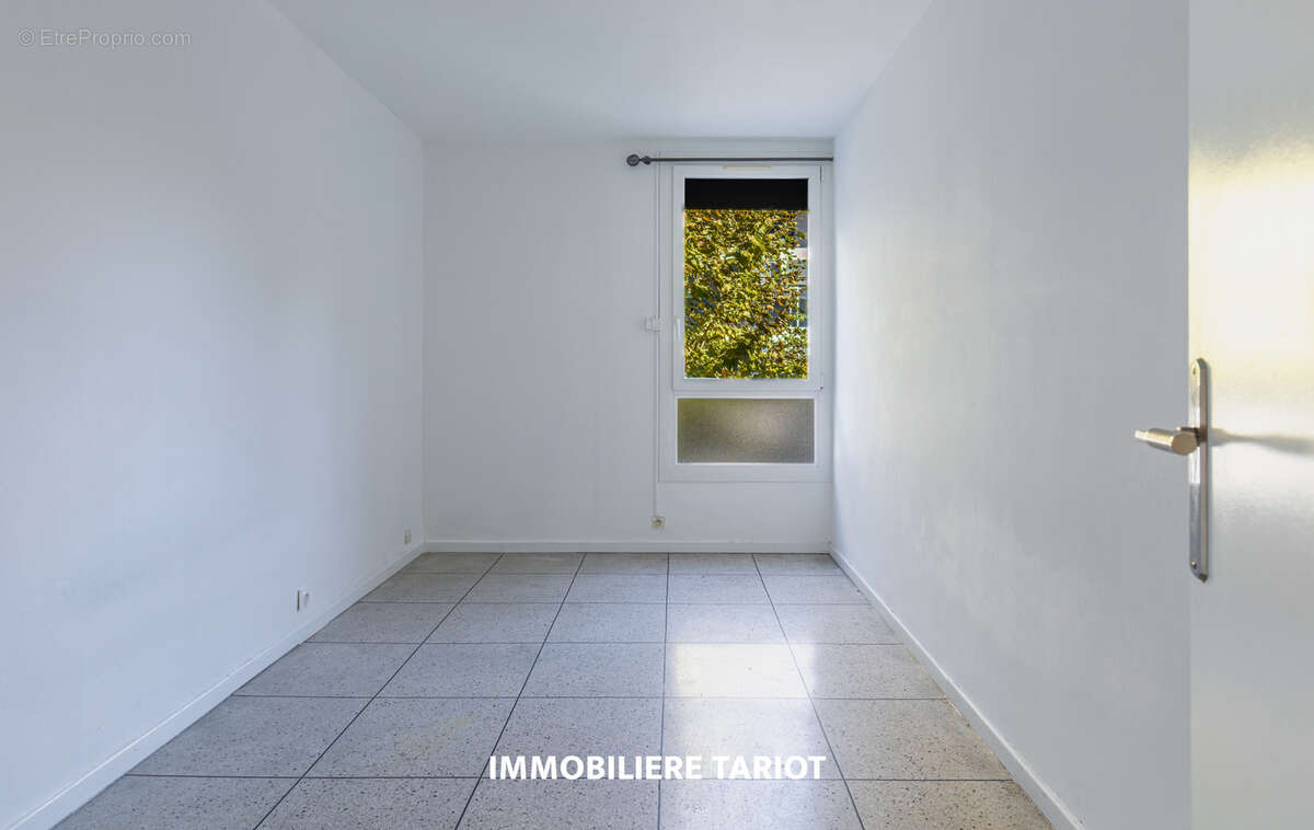Appartement à MARSEILLE-12E