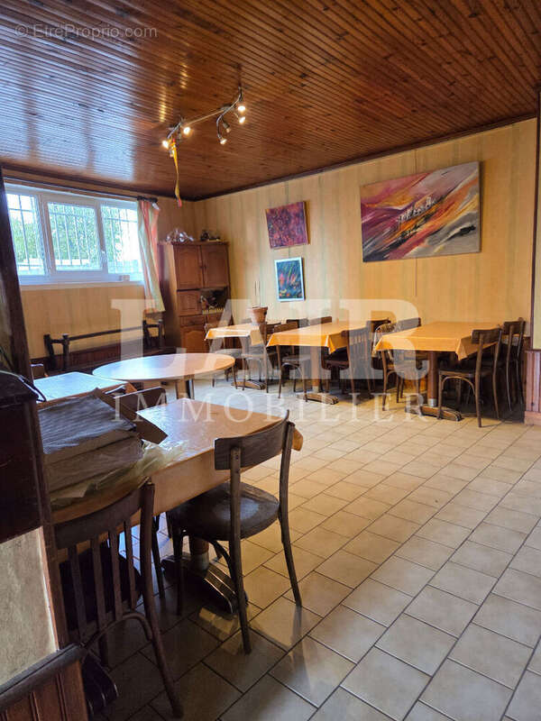 Commerce à L&#039;AIGLE