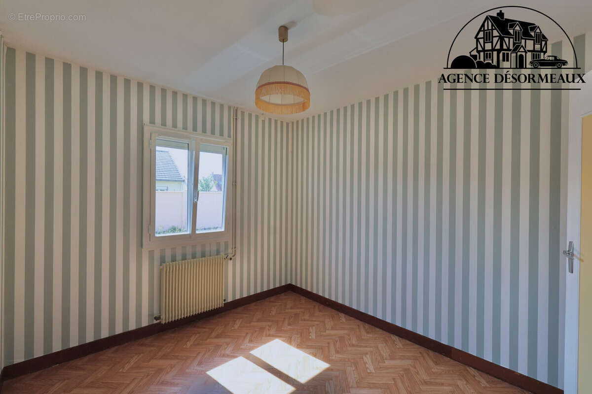 Maison 77 m² à Dreux  - photo 9