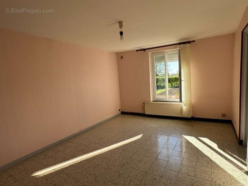 Maison à vendre 4 pièces LA FLAMENGRIE (02) - photo 8
