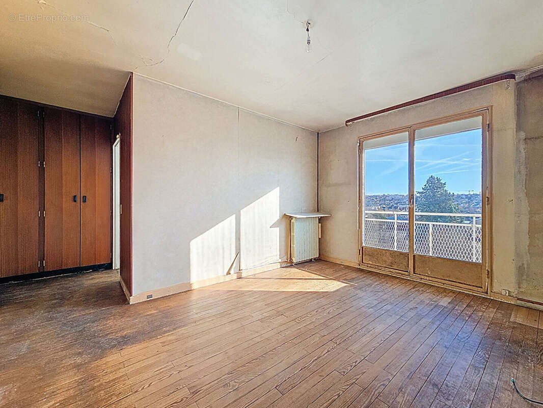 Appartement à BOURG-LA-REINE