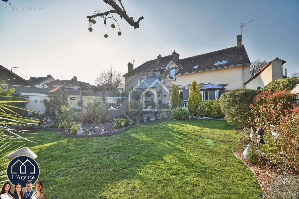 Maison à NOGENT-LE-ROI