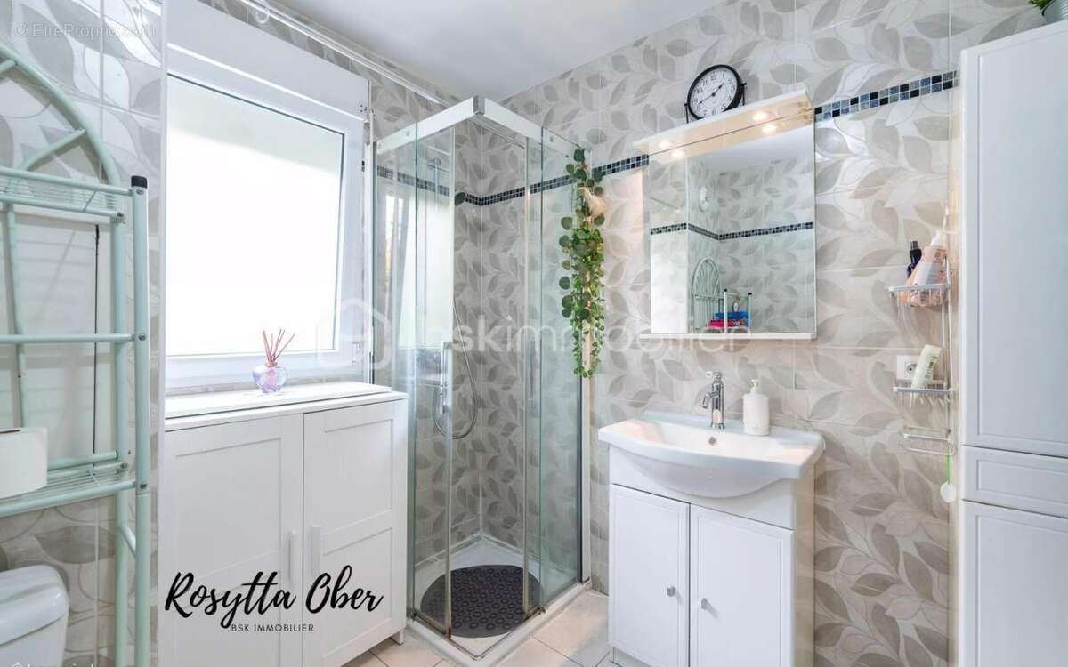 Appartement à LE PLESSIS-TREVISE