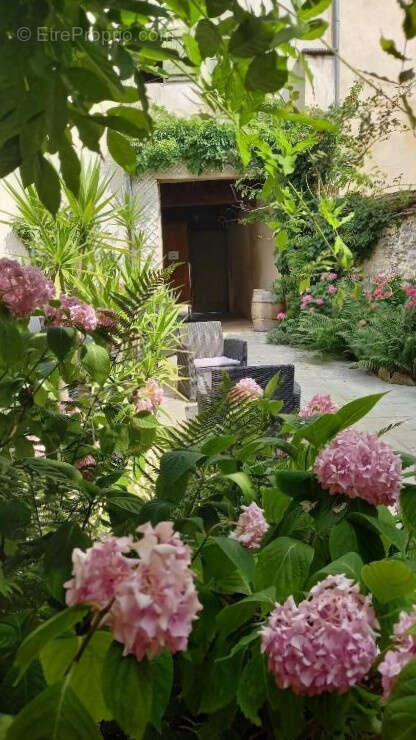 Vente murs et fonds de commerce, Hôtel de charme à Nolay - photo 11