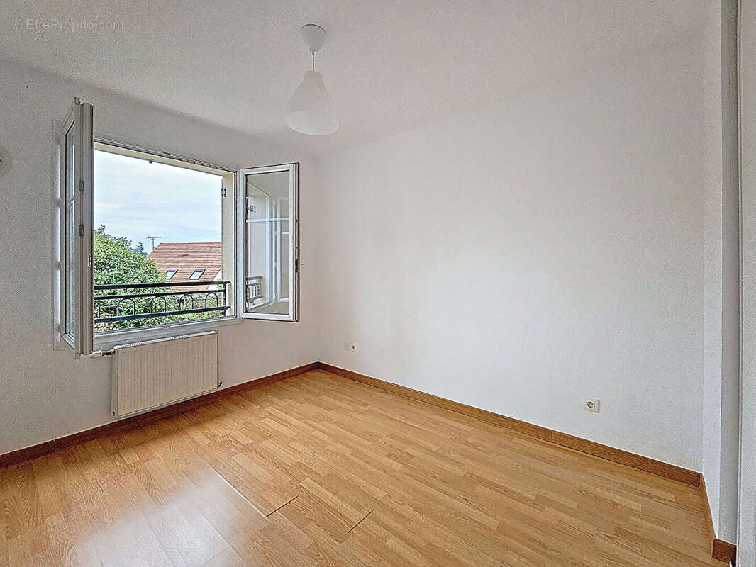 Maison à MARCOUSSIS