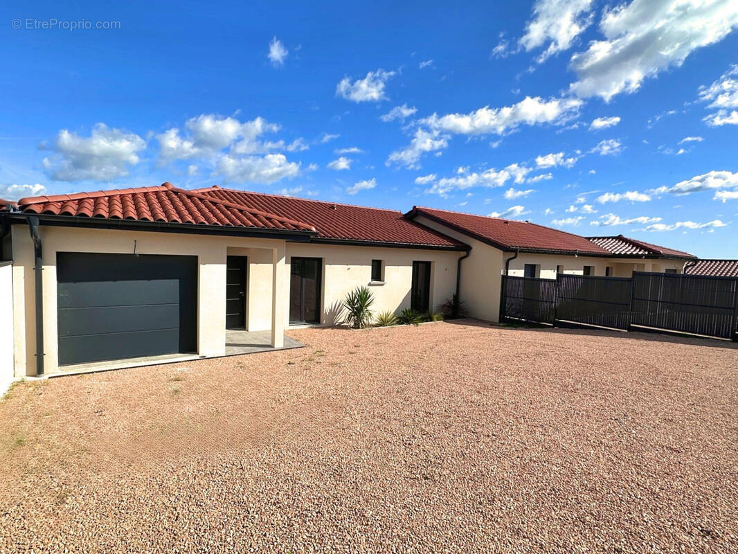 Maison à SAINT-ALBAIN