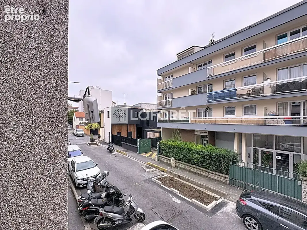 Appartement 2 pièces traversant de 28 m2 quartier très prisé proche métros - photo 9