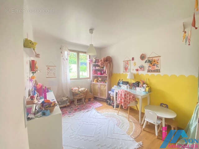 Samoreau   maison familiale 6 pièces   150 m2   terrain 673 m2   4 chambres   garage double 426 400 € - photo 15