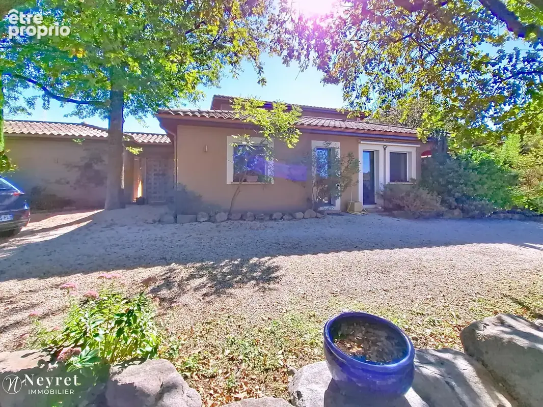 Rare : Maison d'architecte d'exception de 308 m2 sur son terrain paysagé de 2546 m2 - photo 28