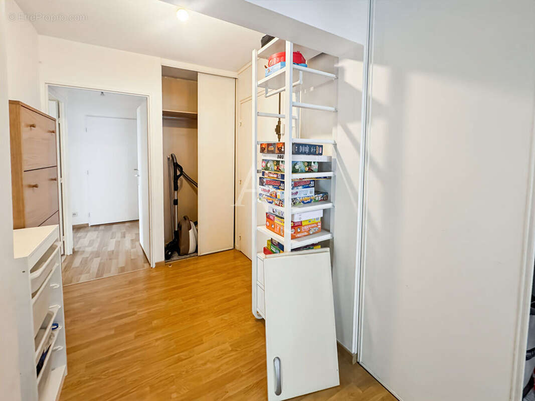 Appartement à MAISONS-ALFORT