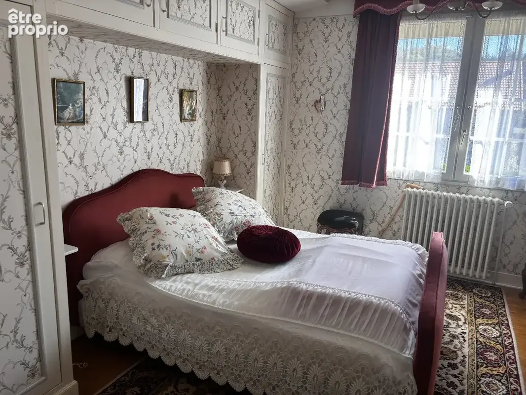 Maison - 4 chambres avec appartment, Piscine, Hanger, garage, Terrain - 6040 m2 - photo 5