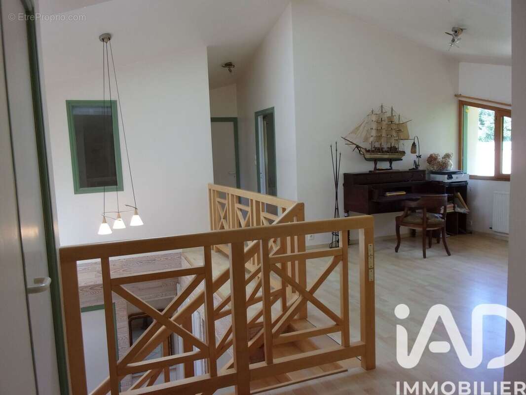 Maison 234 m² à Landeda  - photo 7