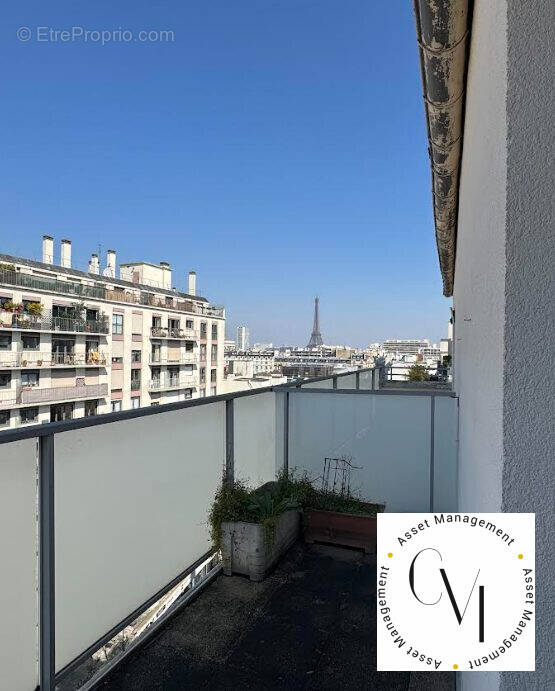Appartement à PARIS-15E