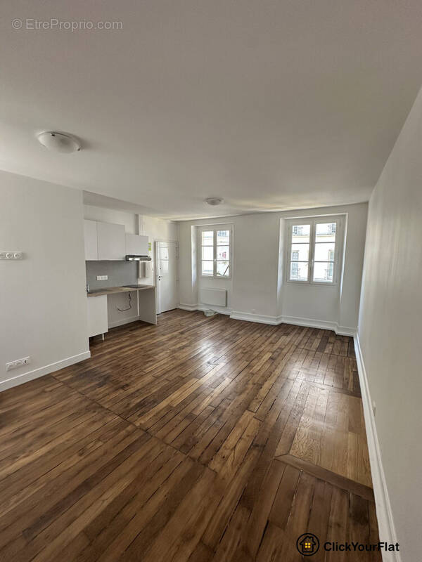 Appartement à PARIS-11E