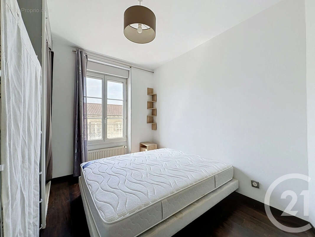 Appartement 43 m² à Villeurbanne  - photo 4
