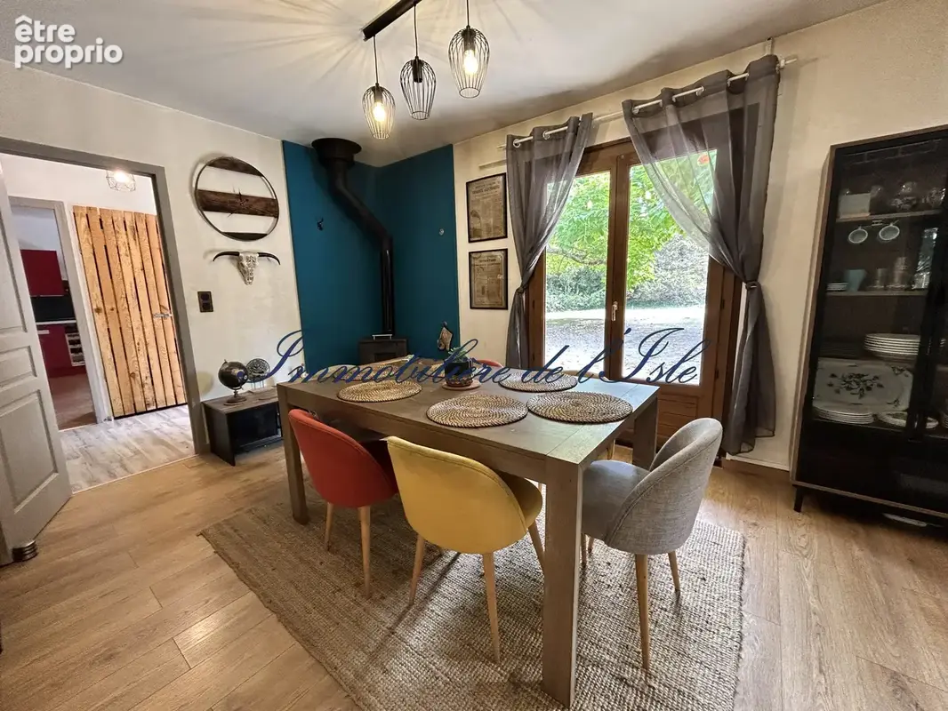 Chancelade   maison avec 8 778 m2 de terrain arboré, ruisseau et nombreuses dépendances - photo 4