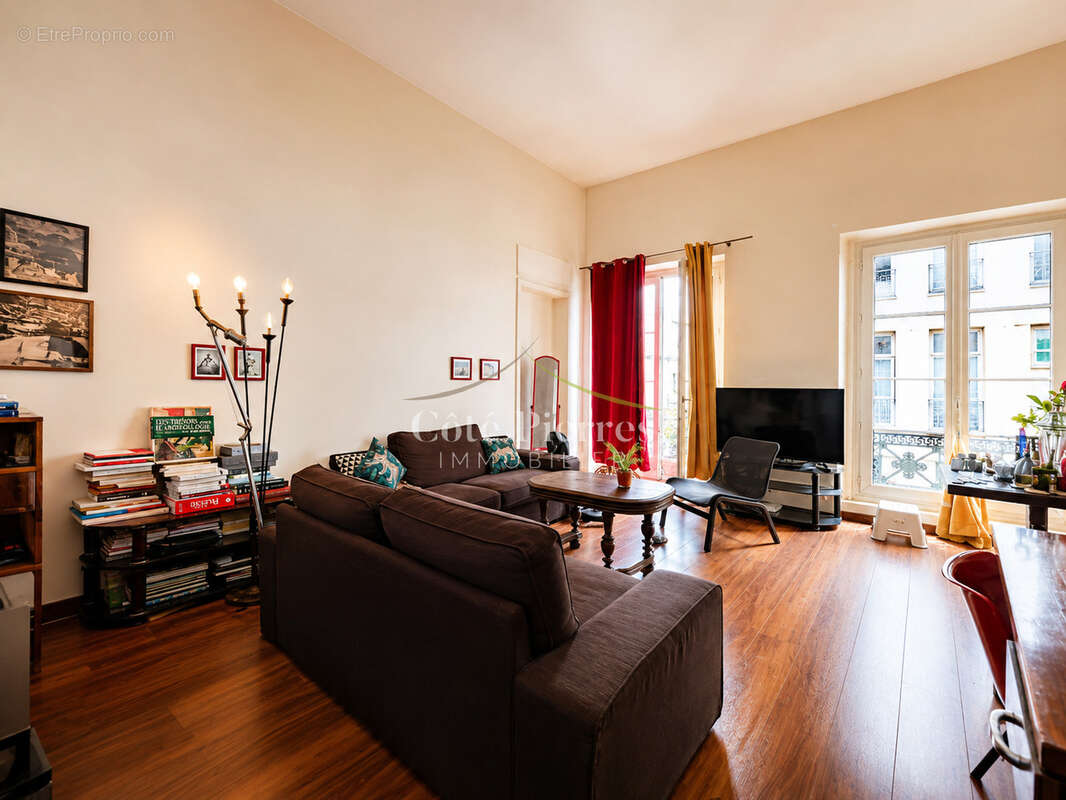 Appartement à NIMES