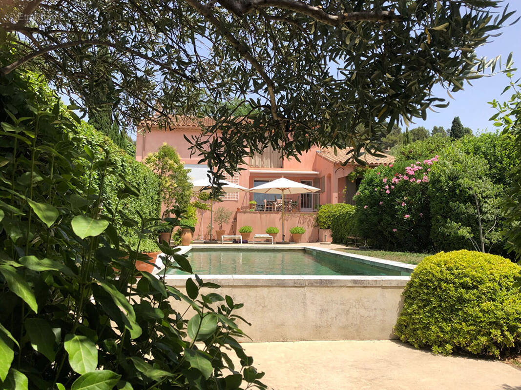 Maison à PUJAUT
