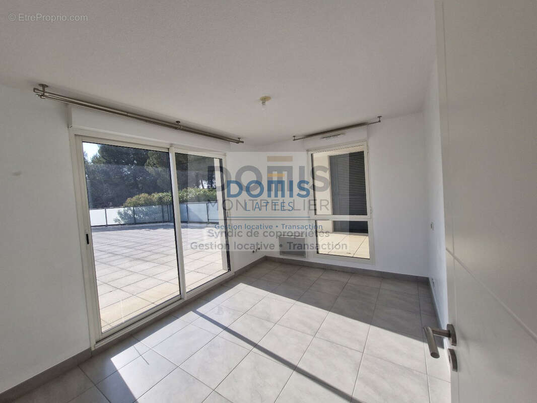 Appartement à LE CRES