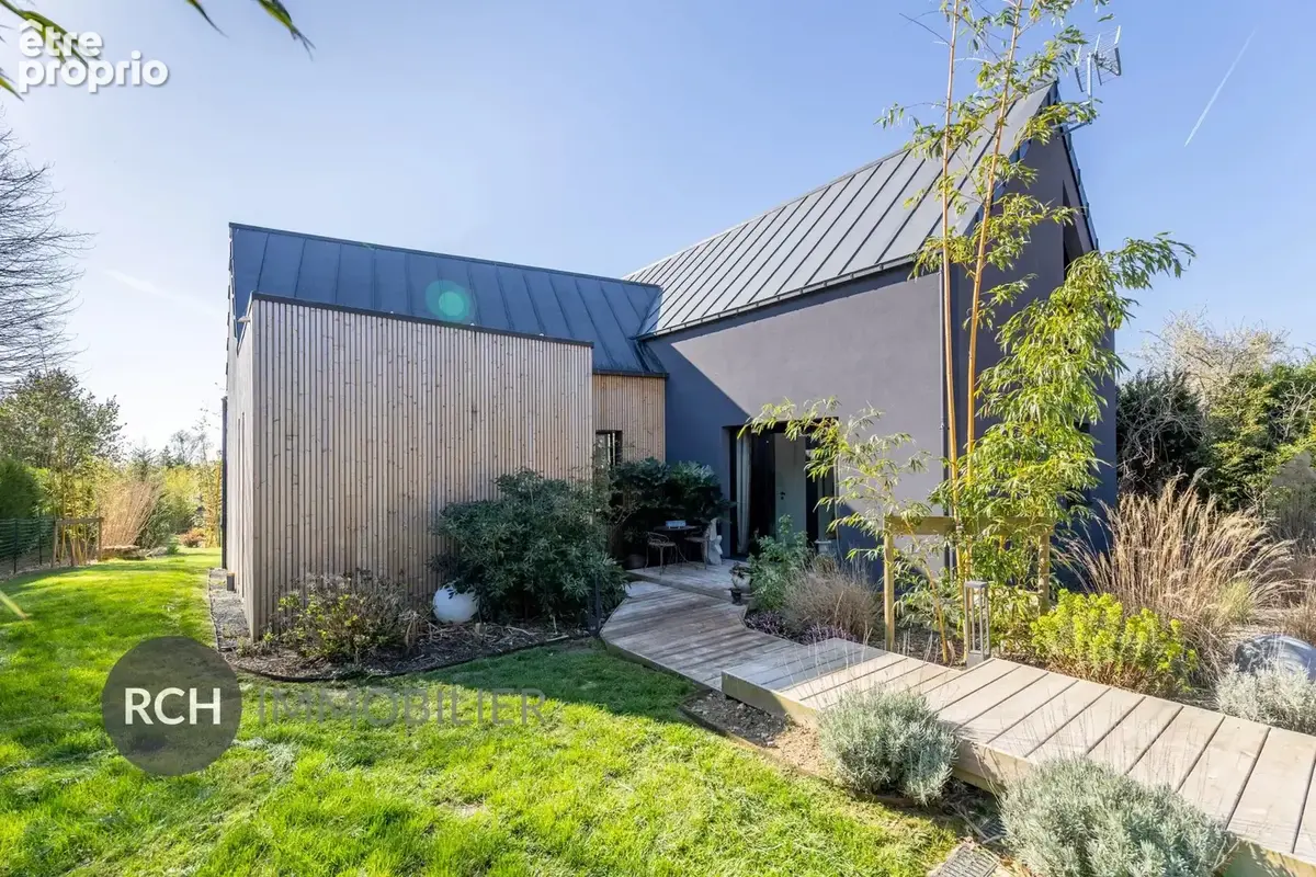 Belle maison d'architecte nichée dans un environnement privilégié - photo 18