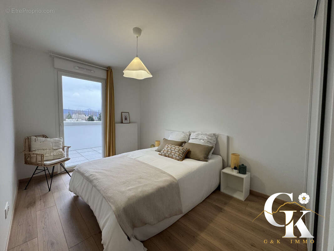 Appartement à SAINT-MARTIN-D'HERES