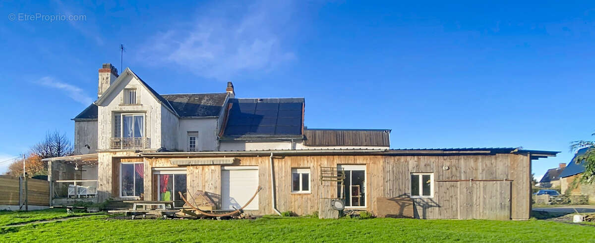 Maison à HOUTTEVILLE