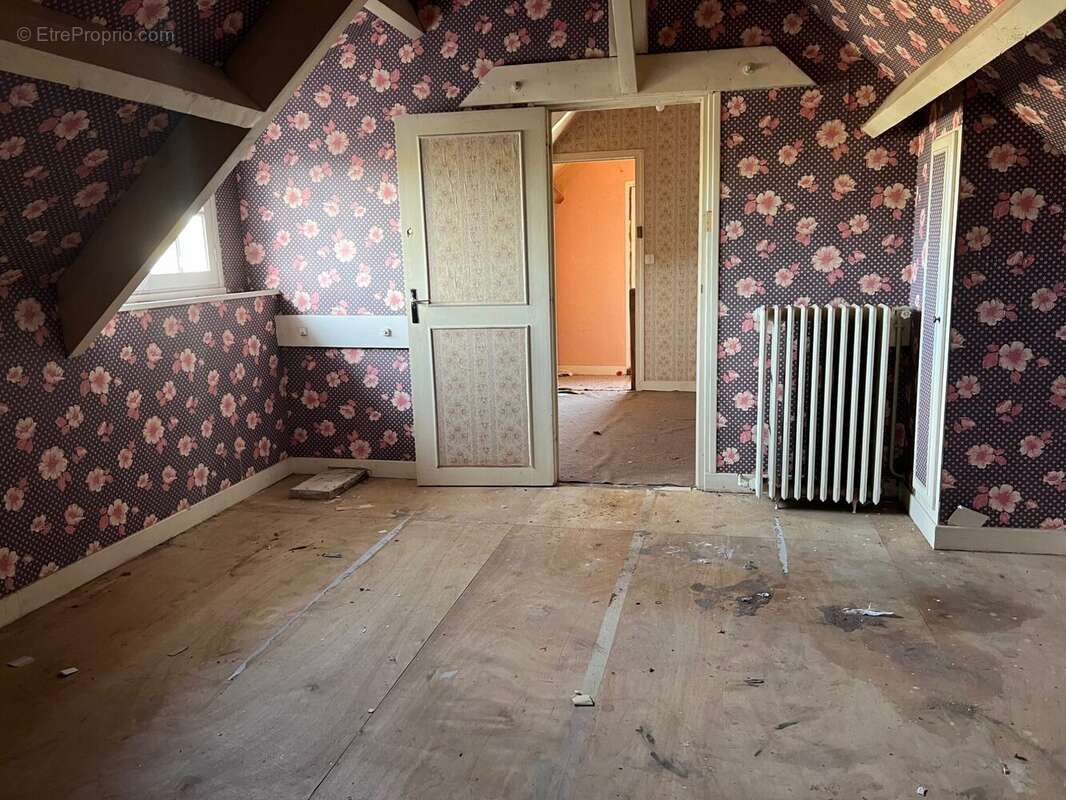 Maison à BICHANCOURT