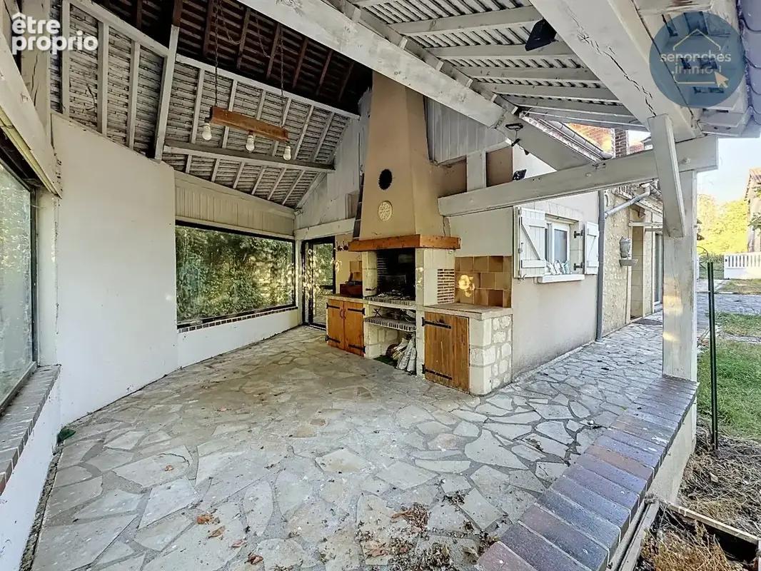 Longere 133m²  7 pièces - 4 chambres  terrasse - garage  puits - terrain 1 947m² - a l'abri des regards. - photo 3